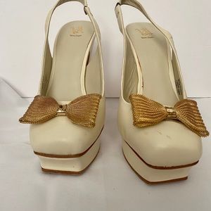 Velvet Angels Platform